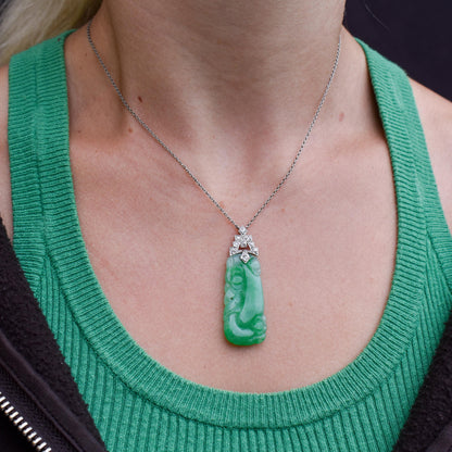 Art Deco Green Jade and Diamond Platinum Pendant Necklace | 15.75"
