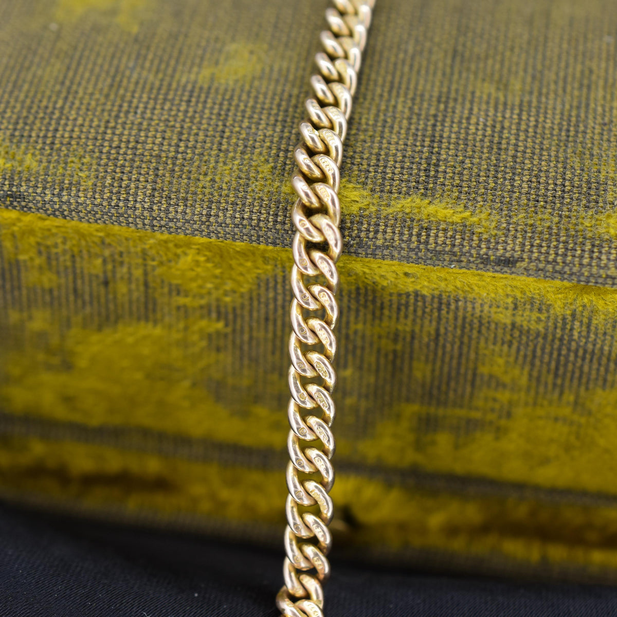 Antique 9ct Gold Uniform Curb Link Dog Clip Bracelet | 7.25"