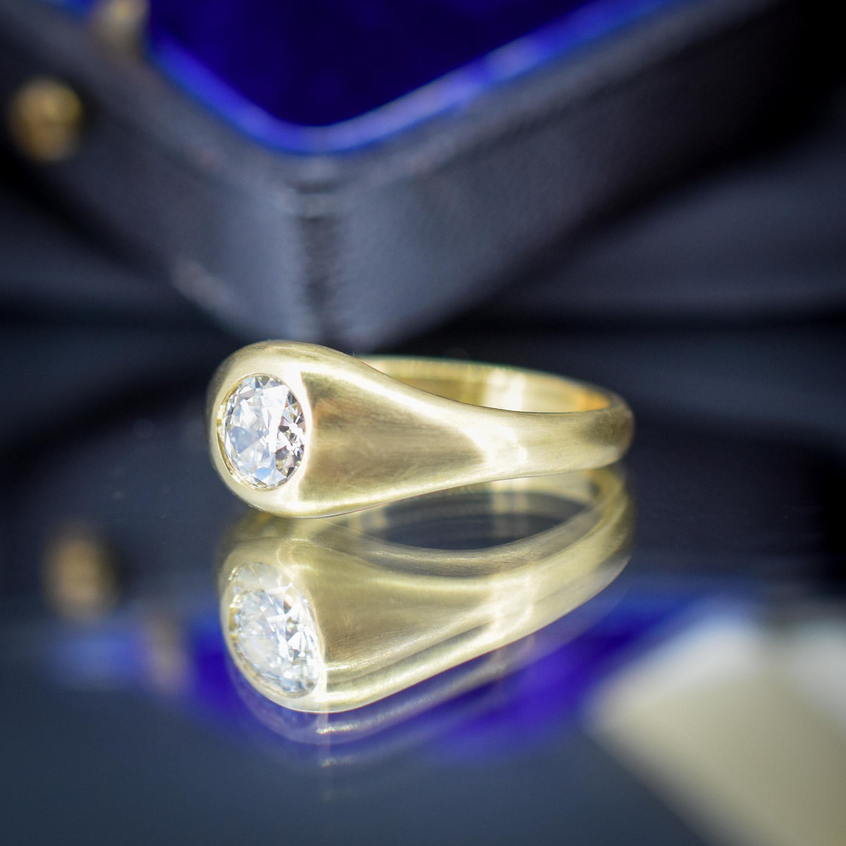 0.59ct Old Cut Diamond 18ct Yellow Gold Gypsy Band Ring