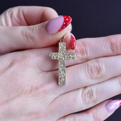 Antique Edwardian 9ct Gold Floral Ivy Engraved Cross Pendant