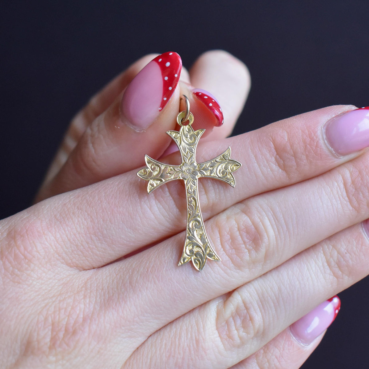 Antique Edwardian 9ct Gold Engraved Cross Pendant | Chester 1904