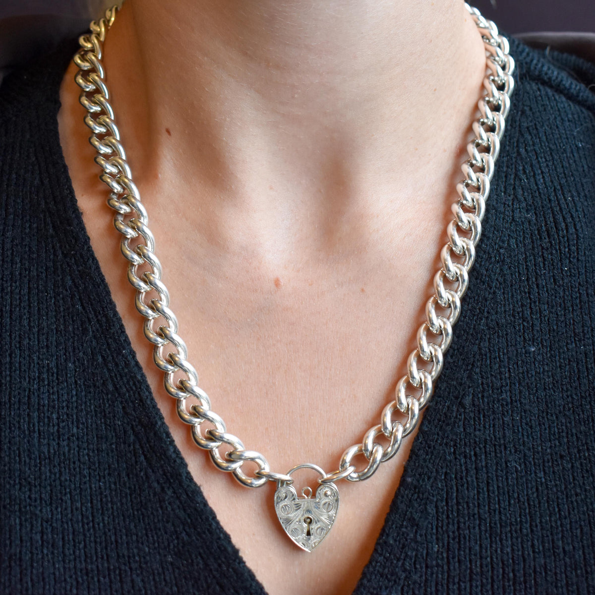 Vintage Heavy 138g Chunky Heart Padlock Sterling Silver Curb Necklace 19.5"