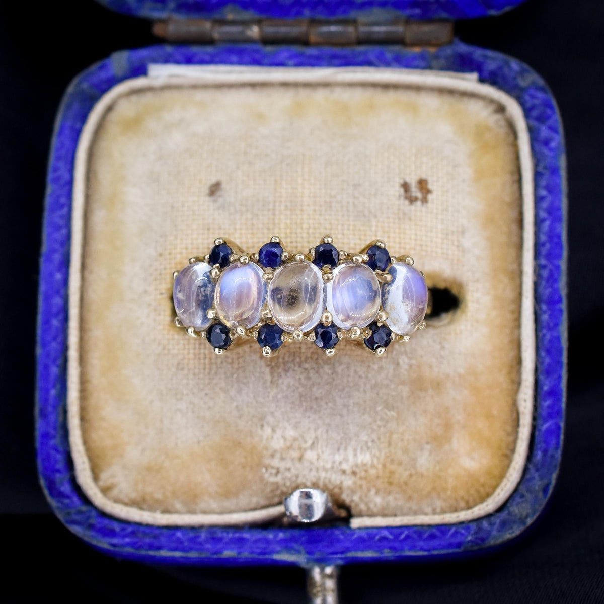Vintage Moonstone Sapphire Five Stone 9ct Yellow Gold Ring Band | Dated 1993