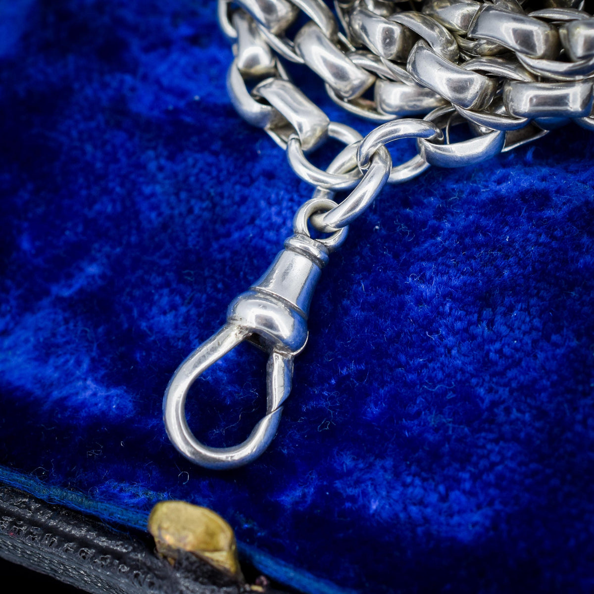 Antique 89g Silver Long Guard Chain Necklace with Dog Clip | 60" Length
