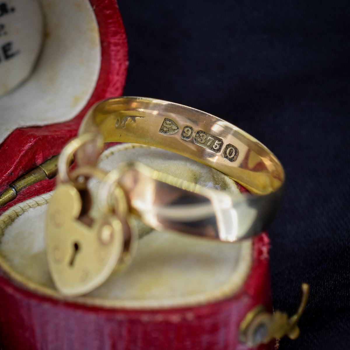 Antique Victorian Heart Padlock Drop 9ct Yellow Gold Band Ring | Chester 1897