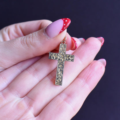 Antique Edwardian 9ct Gold Floral Ivy Engraved Cross Pendant