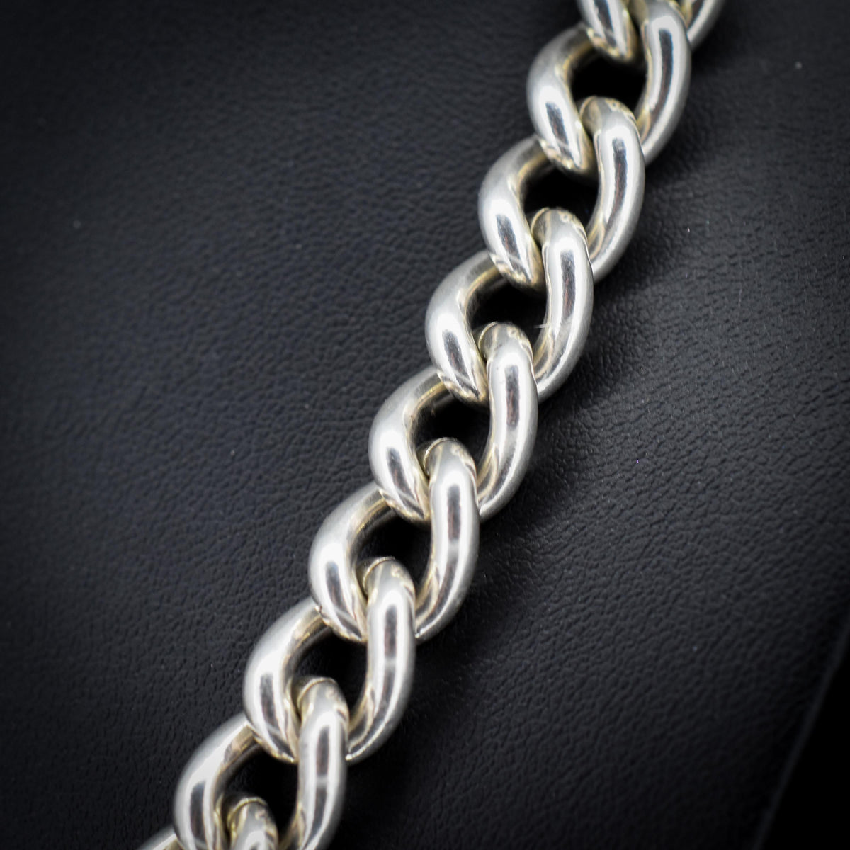 Vintage Heavy 138g Chunky Heart Padlock Sterling Silver Curb Necklace 19.5"