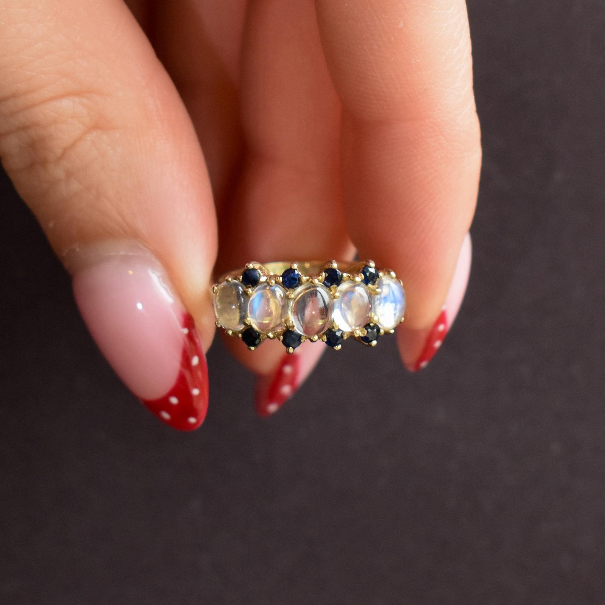 Vintage Moonstone Sapphire Five Stone 9ct Yellow Gold Ring Band | Dated 1993
