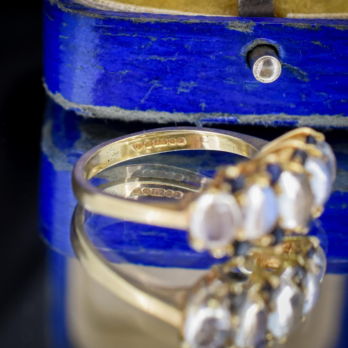 Vintage Moonstone Sapphire Five Stone 9ct Yellow Gold Ring Band | Dated 1993
