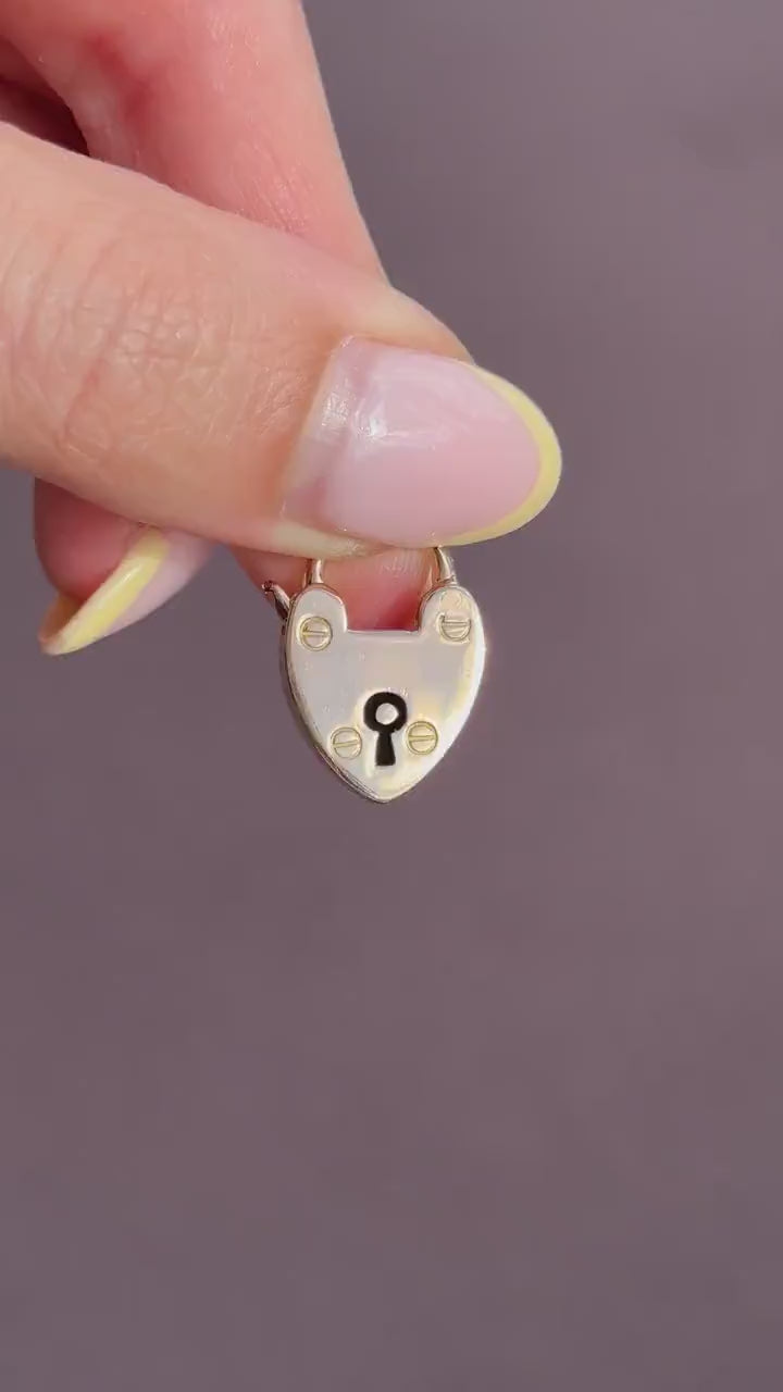 Antique Edwardian 18ct Gold Heart Padlock Pendant