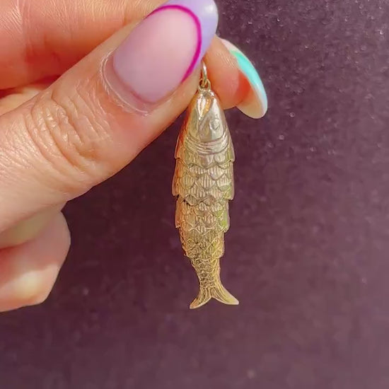 Vintage 9ct Gold Large Articulated Fish Charm Pendant