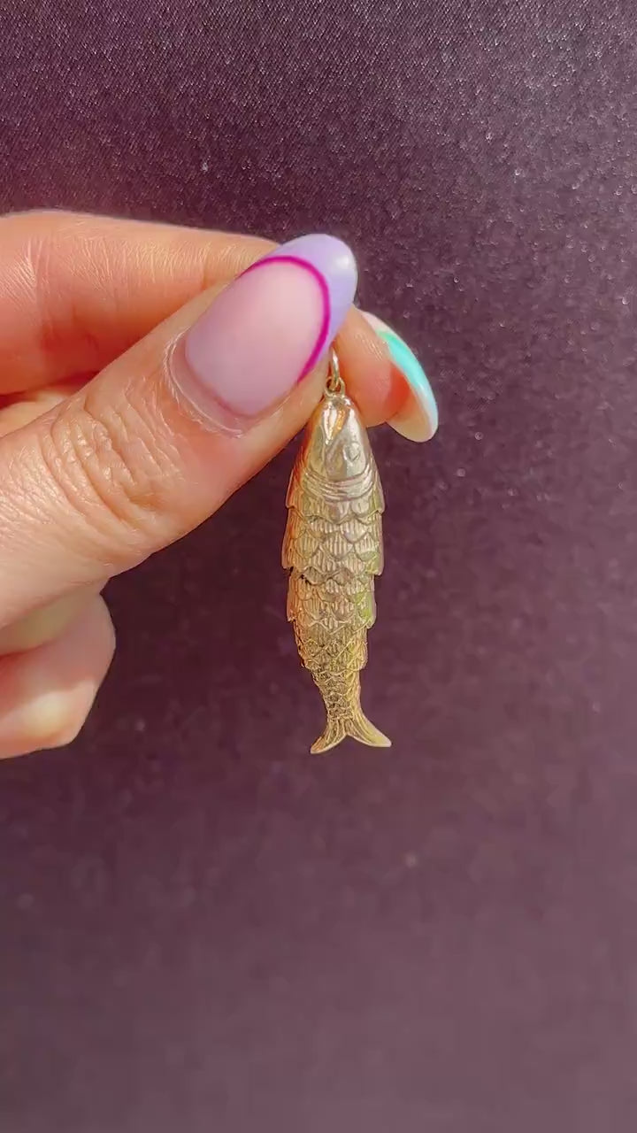 Vintage 9ct Gold Large Articulated Fish Charm Pendant