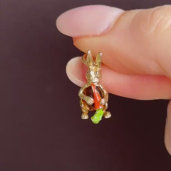 Vintage Rabbit Bunny Enamel Carrot 9ct Yellow Gold Charm