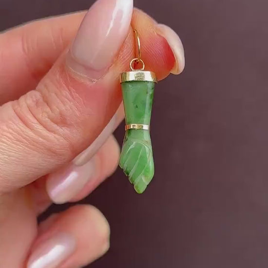 Vintage Green Jade Hand Mano Figa Pendant