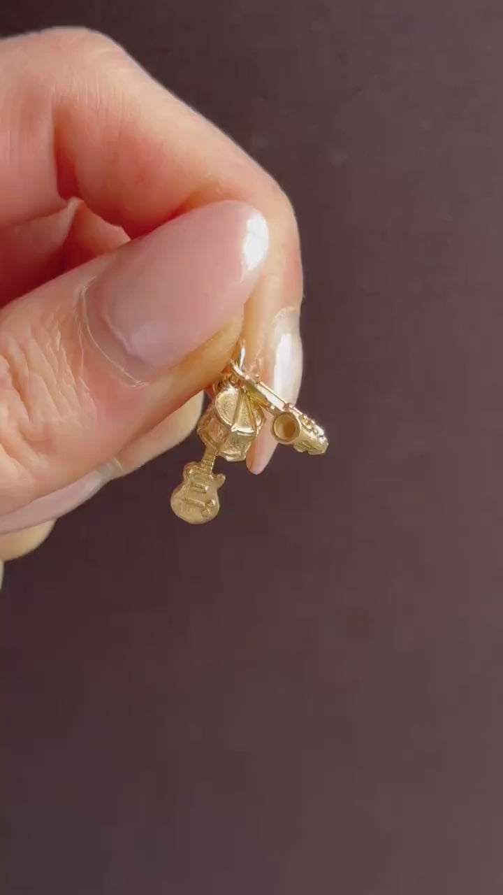 Vintage 9ct Gold Trio of Musical Instruments Charm Pendant