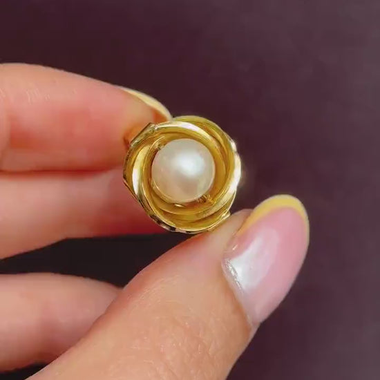 Vintage Pearl Solitaire Twist 18ct Yellow Gold Statement Ring