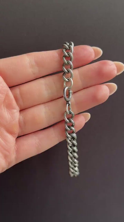 Antique Niello Silver Curb Link Bracelet with Spring Ring - 8.5"