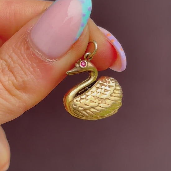 Vintage Swan Bird with Ruby Eyes 9ct Yellow Gold Charm Pendant