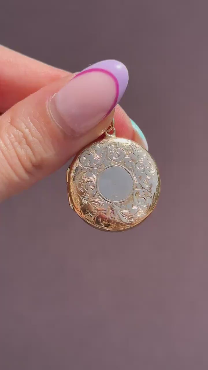 Antique 9ct Gold Engraved Round Fancy Locket | Birmingham 1919