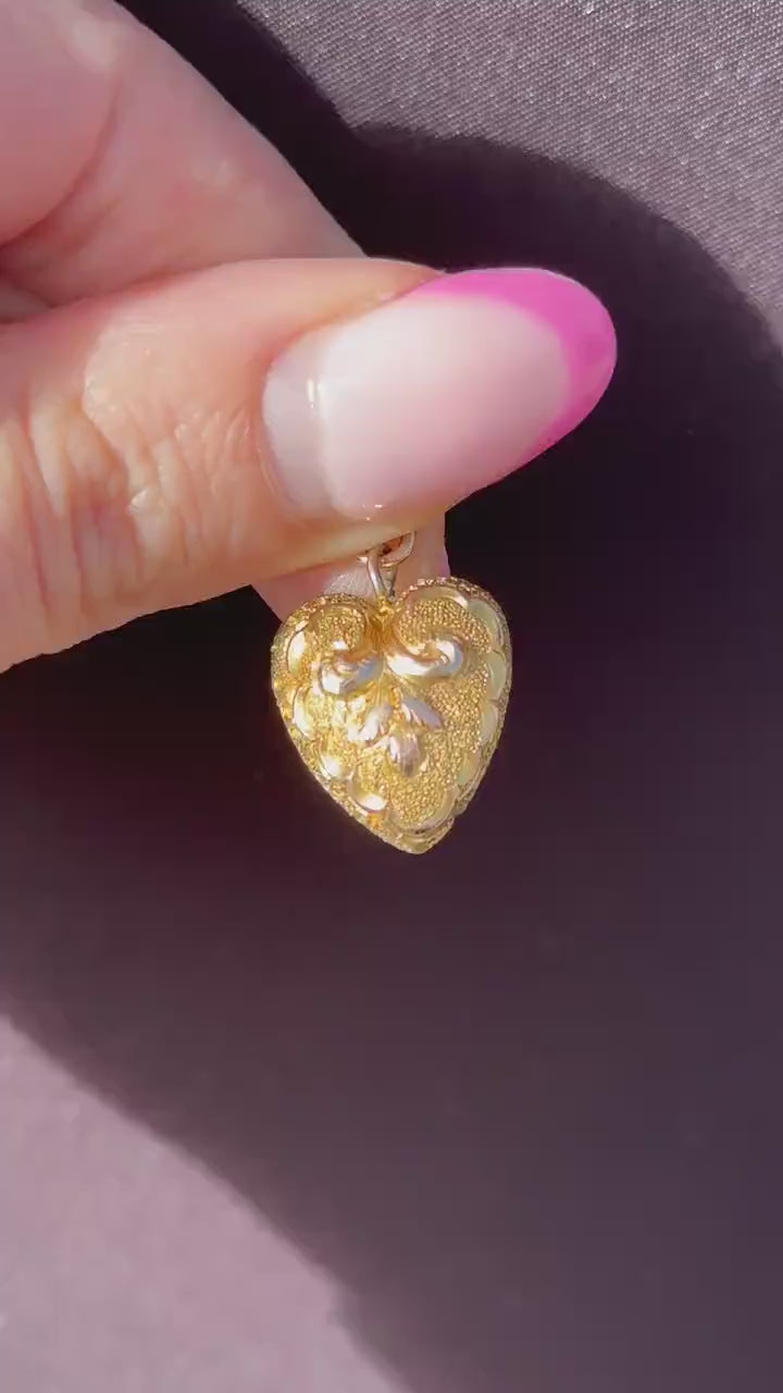 Antique Repousse 10ct Gold Heart Charm Pendant