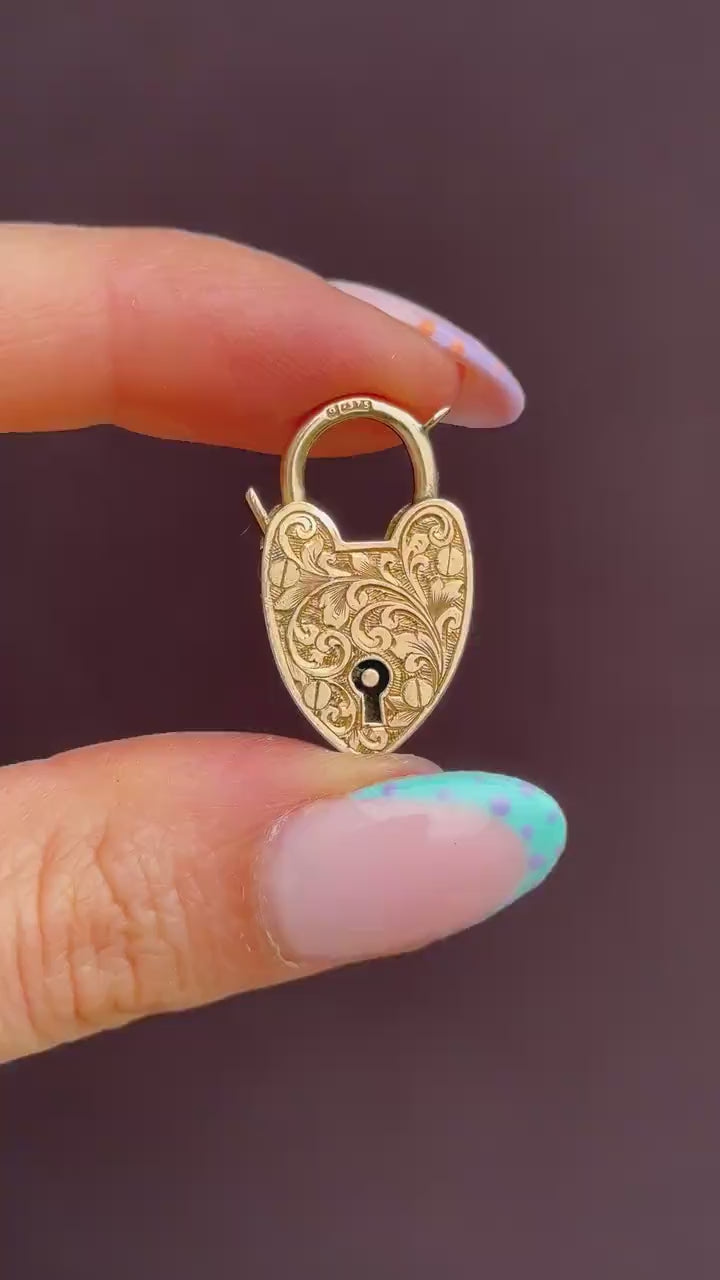 Antique '1903' 9ct Gold Engraved Opening Heart Padlock Charm Pendant