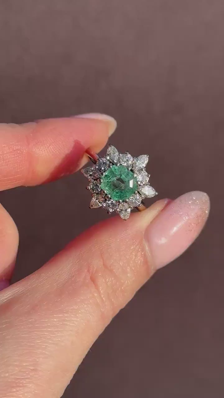 Vintage 1.30ct Natural Emerald and Diamond Snowflake Cluster Gold Ring