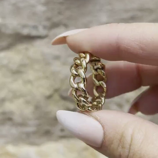 Antique Solid Gold Curb Link Chain Ring Band