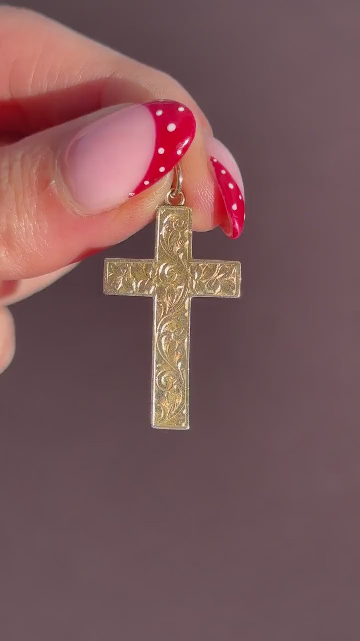 Antique Edwardian 9ct Gold Floral Ivy Engraved Cross Pendant