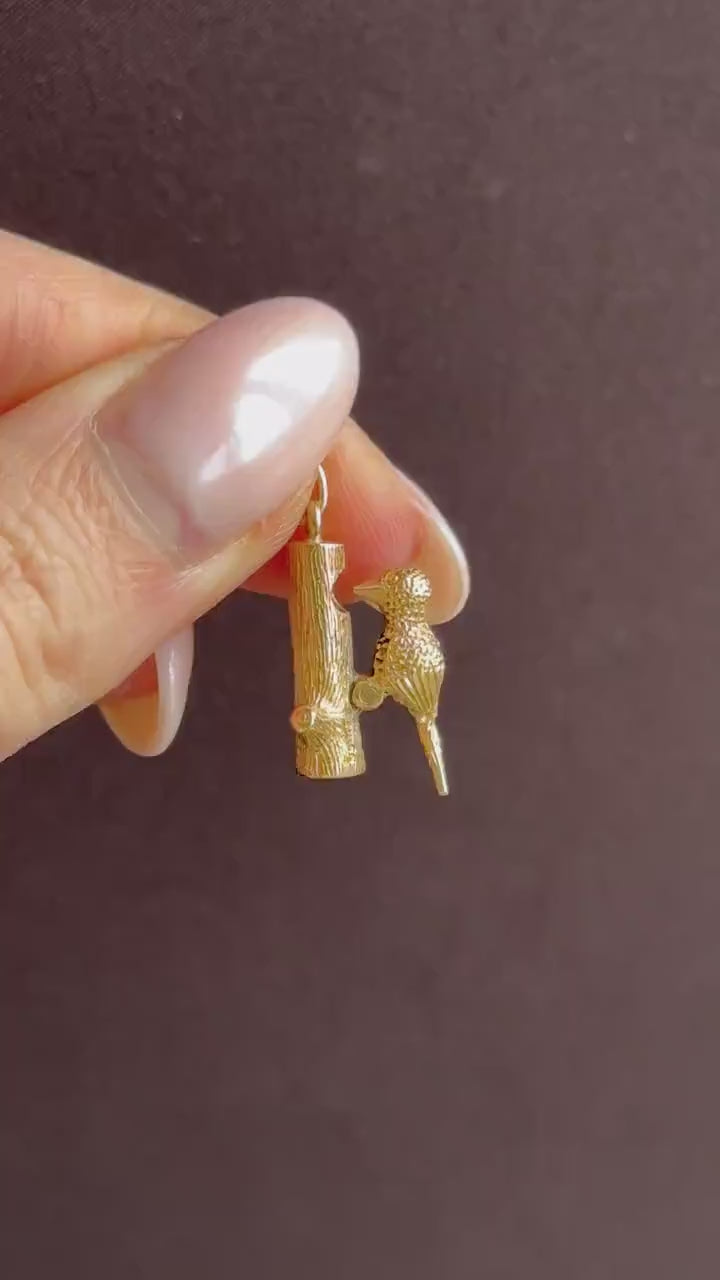 Vintage Articulated Woodpecker Bird 9ct Yellow Gold Charm Pendant