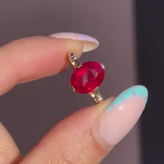 Vintage Art Deco 2.81ct Oval Ruby Solitaire 18ct Gold Ring