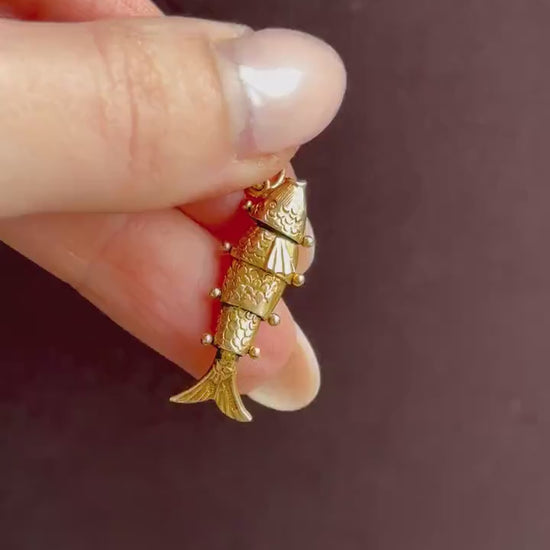 Vintage 9ct Gold Articulated Fish Charm | Birmingham 1969