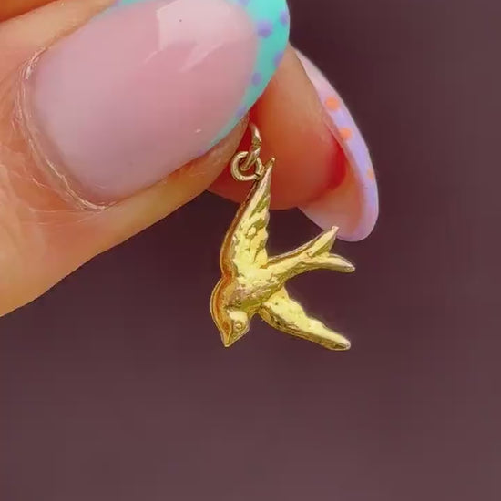 Vintage 9ct Yellow Gold Swallow Bird Heart Charm Pendant