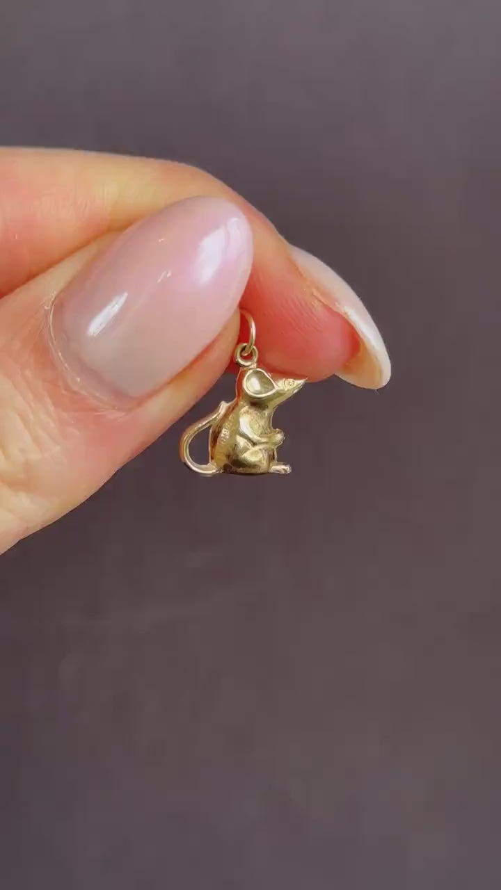 Vintage 9ct Gold Mouse Charm Pendant
