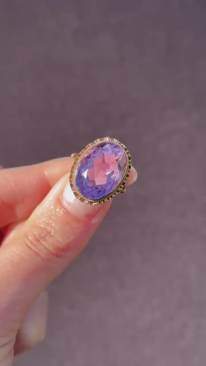 Vintage 10.61ct Oval Cut Large Amethyst Solitaire Gold Cocktail Ring