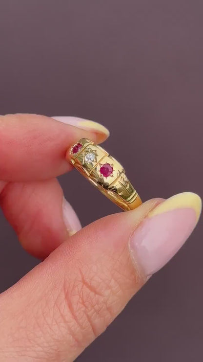 Antique Ruby and Diamond 18ct Yellow Gold Three Stone Starburst Gypsy Ring