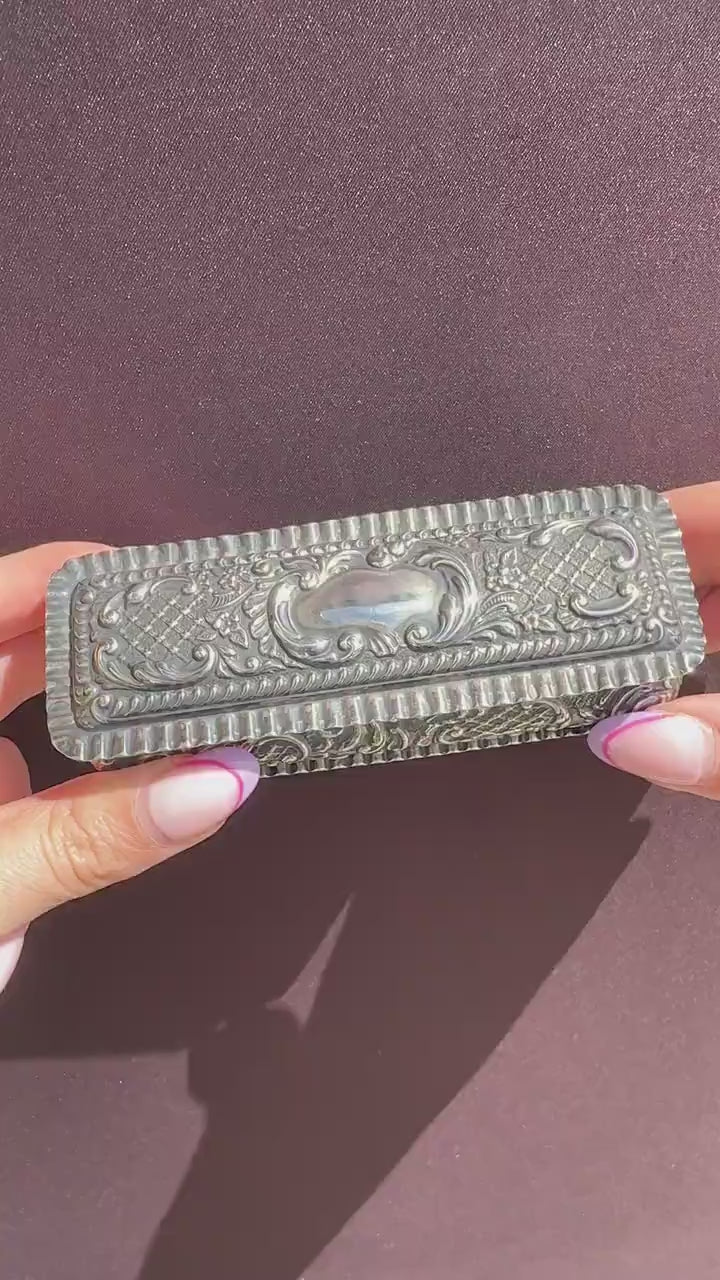 Antique Edwardian '1904' Hallmarked Sterling Silver Fancy Trinket Jewellery Box