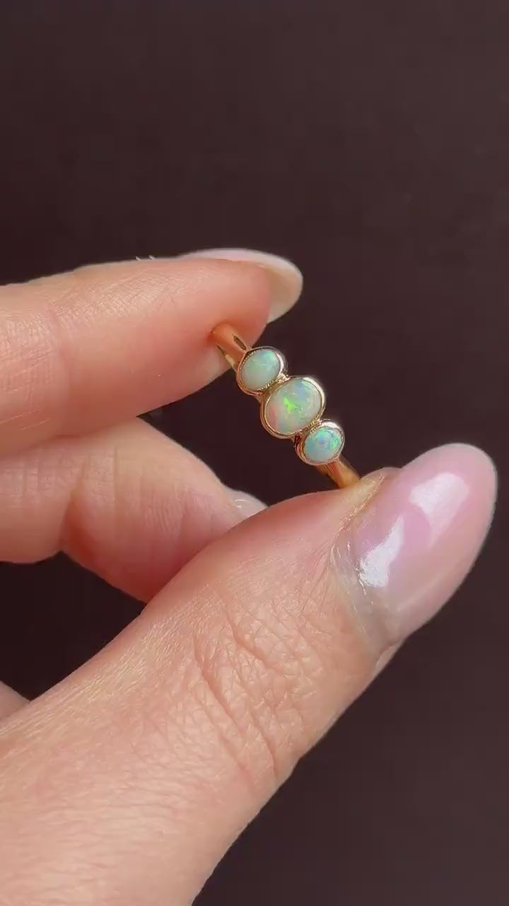 Antique Bezel Opal Three Stone Trilogy 18ct Gold Ring Band