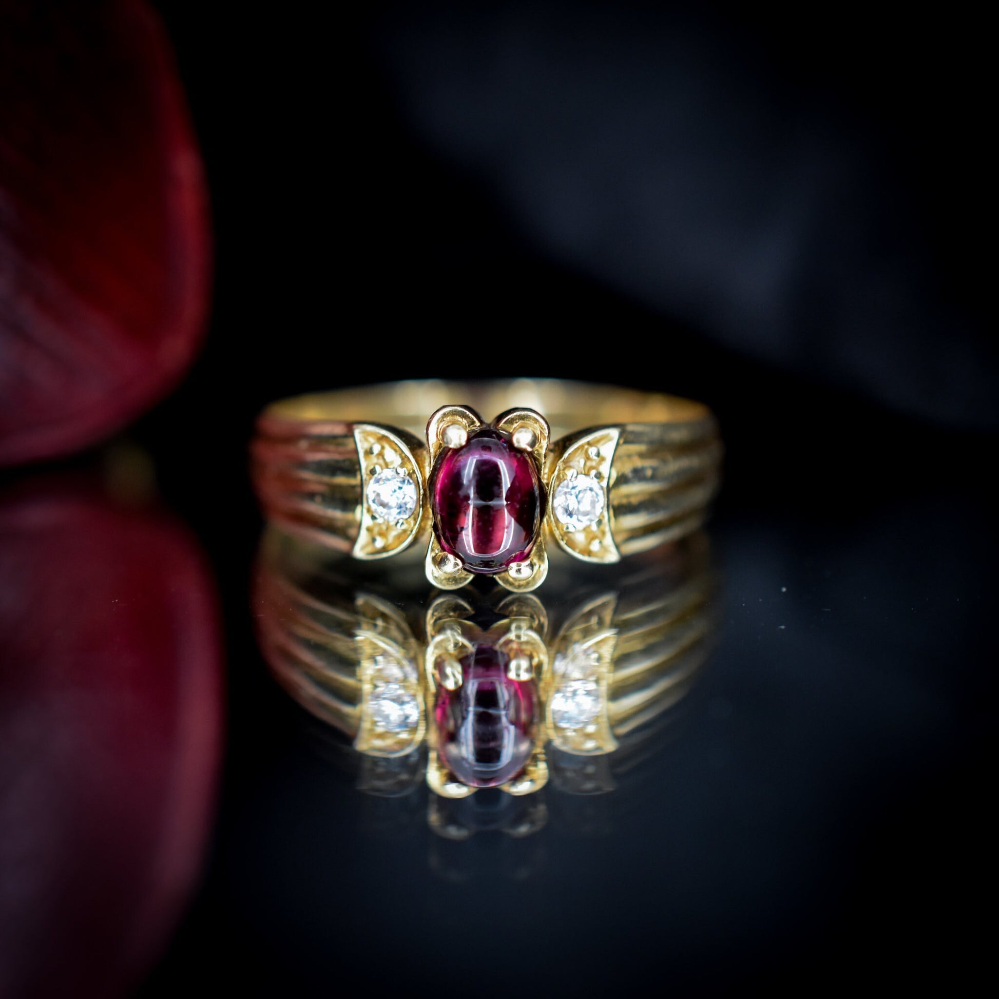 Vintage Cabochon Garnet and Paste 14ct 14K Yellow Gold Ring