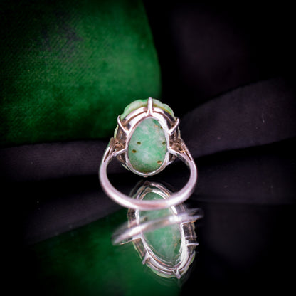Art Deco Carved Jade Oval Panel Sterling Silver Ring | Antique Circa.1920