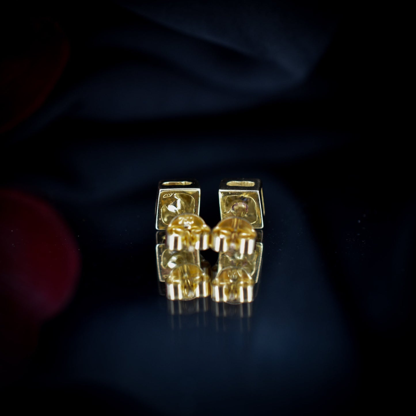 Vintage 0.15ct Diamond 18ct 18K Yellow Gold Square Stud Earrings - Studs