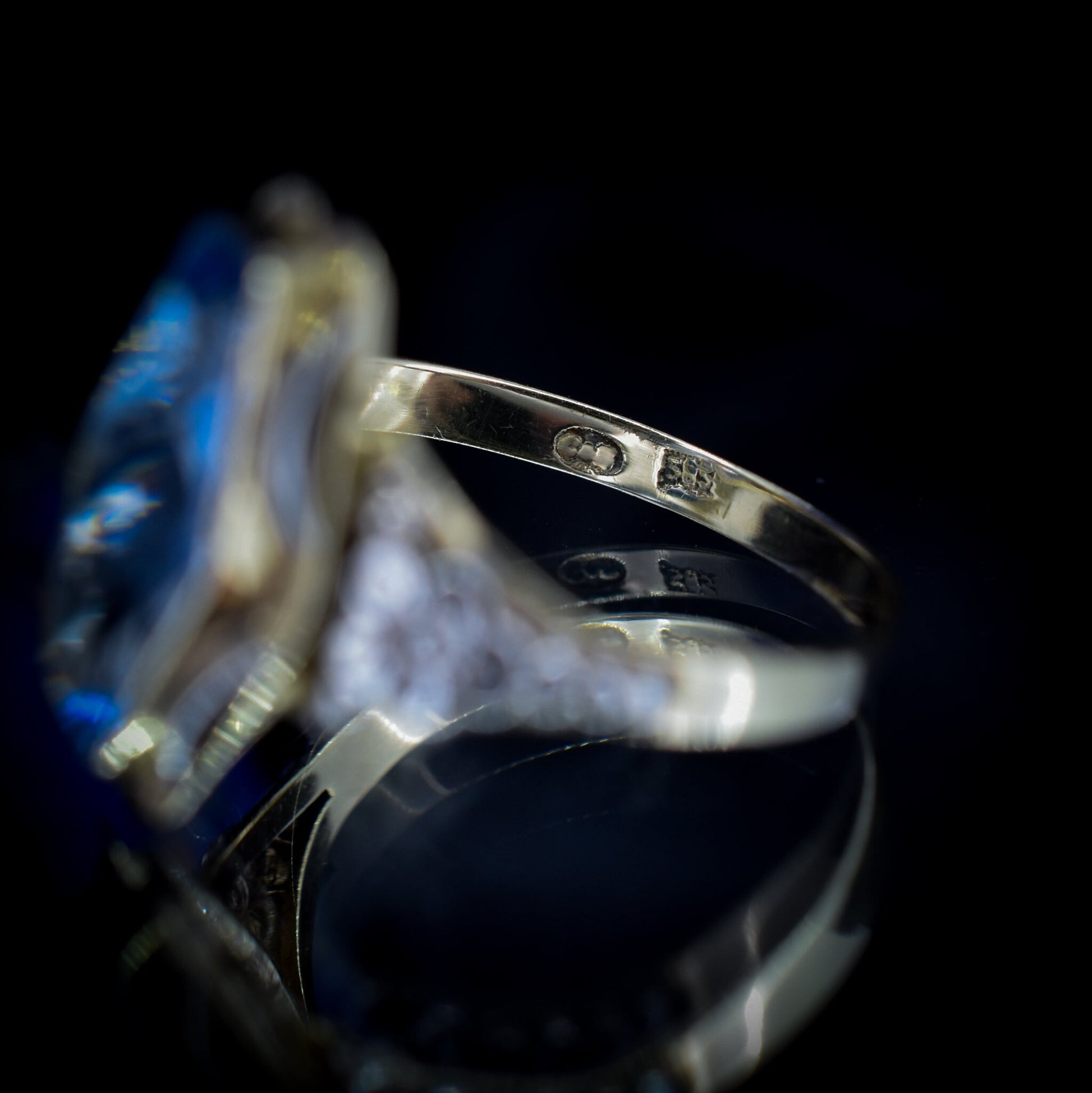 Vintage Art Deco Synthetic Blue Spinel 14ct 14K Gold Floral Ring