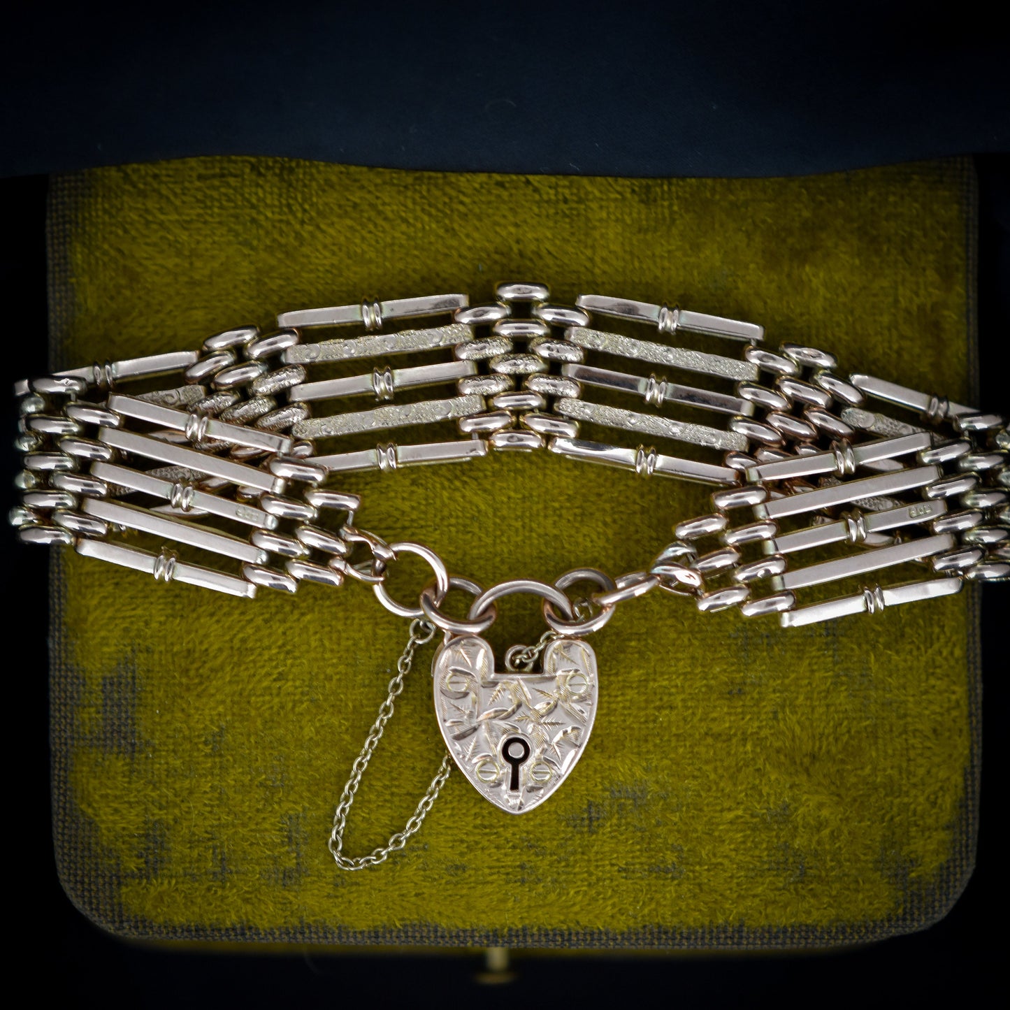 Antique Edwardian 9ct 9K Gold Heart Padlock Fancy Gate Bracelet | C.1900