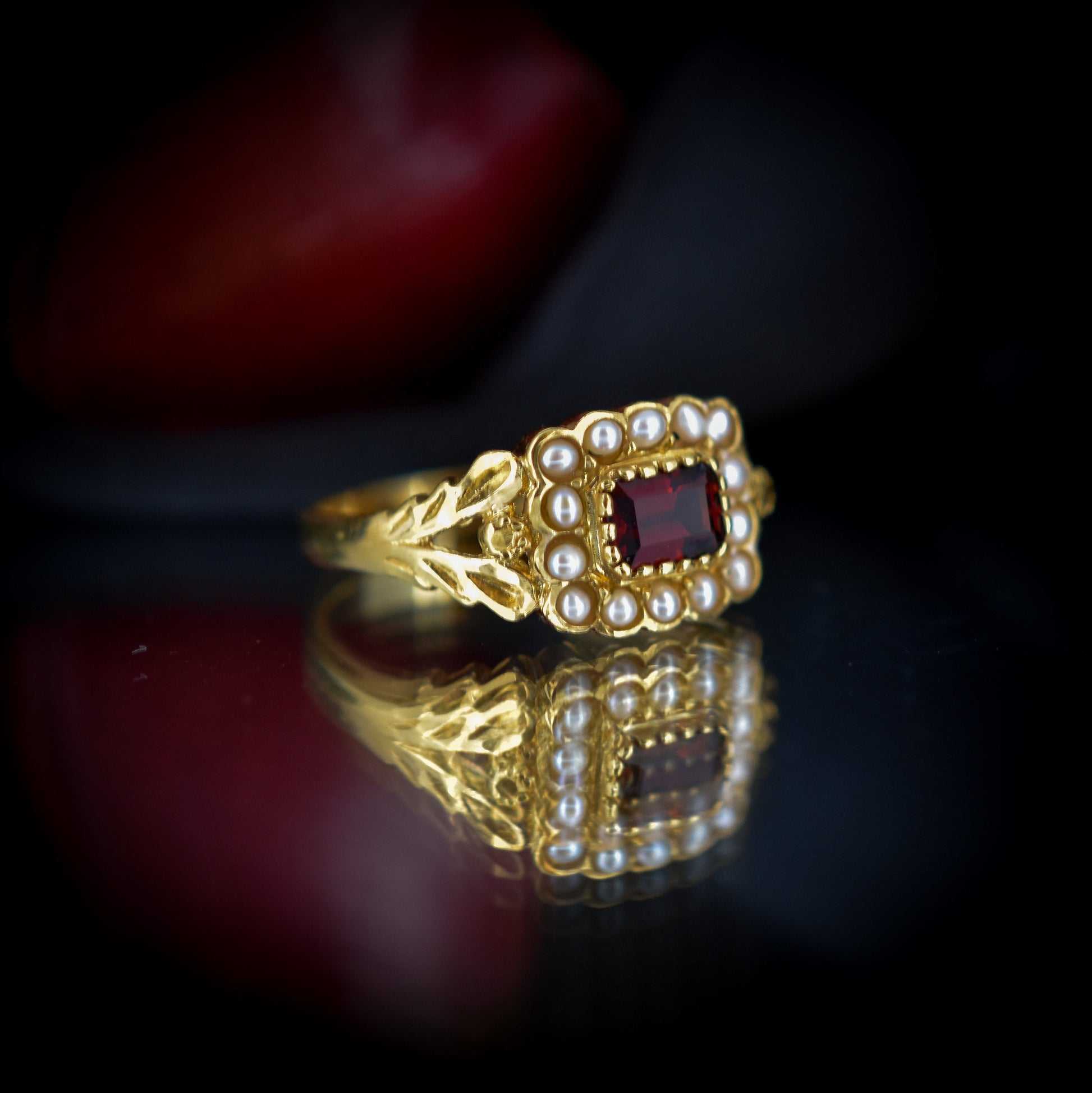 Garnet and Pearl Cluster Halo 18ct 18K Yellow Gold Gilded Ring | Antique Georgian Style
