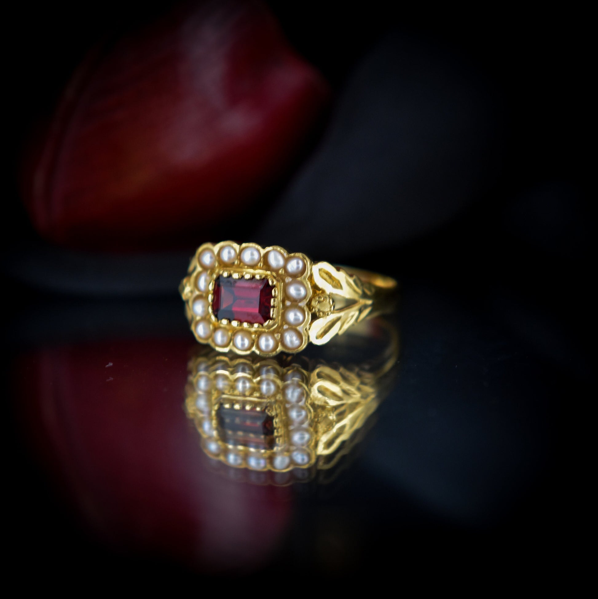 Garnet and Pearl Cluster Halo 18ct 18K Yellow Gold Gilded Ring | Antique Georgian Style