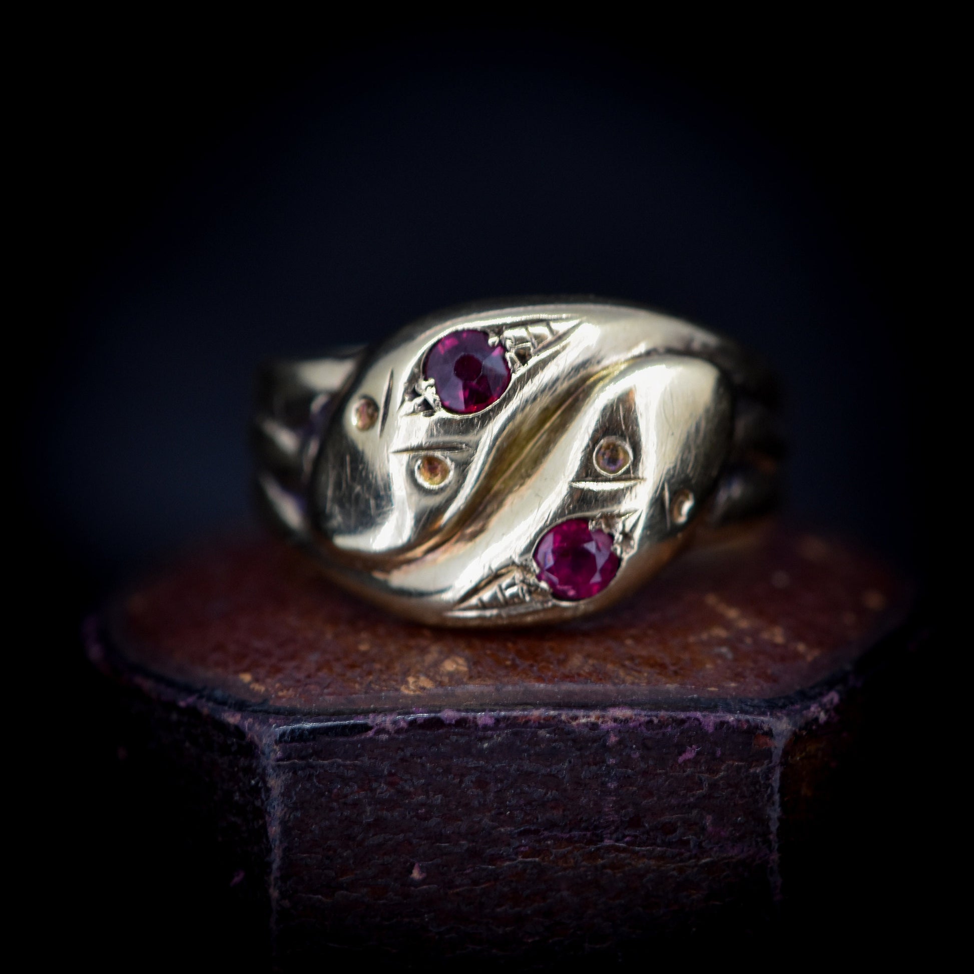 Vintage Ruby Double Snake Serpent 9ct 9K Yellow Gold Ring Band | Chester 1958