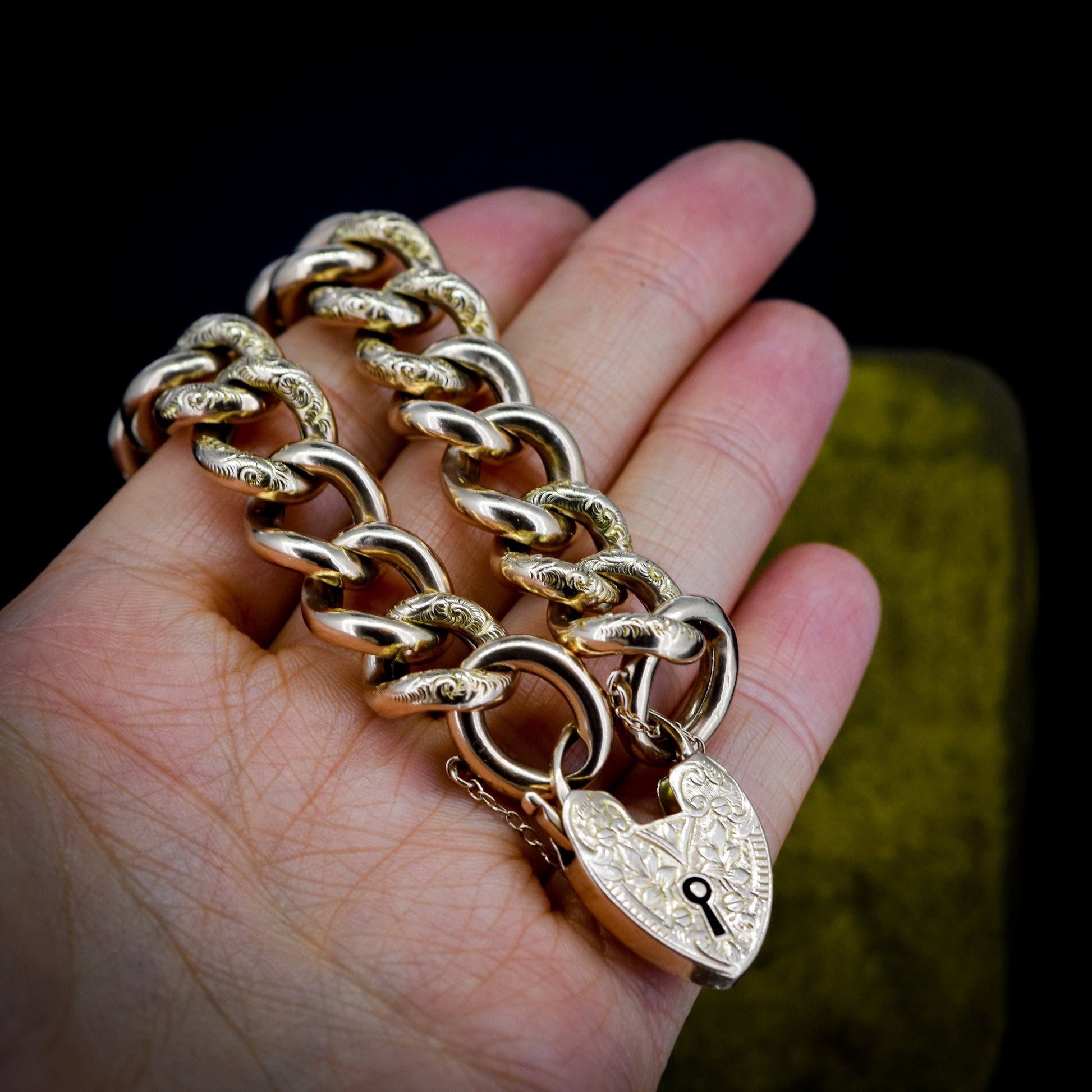 Antique Edwardian Engraved Heart Padlock Fancy Curb 9ct 9K Gold Bracelet (28.9g)