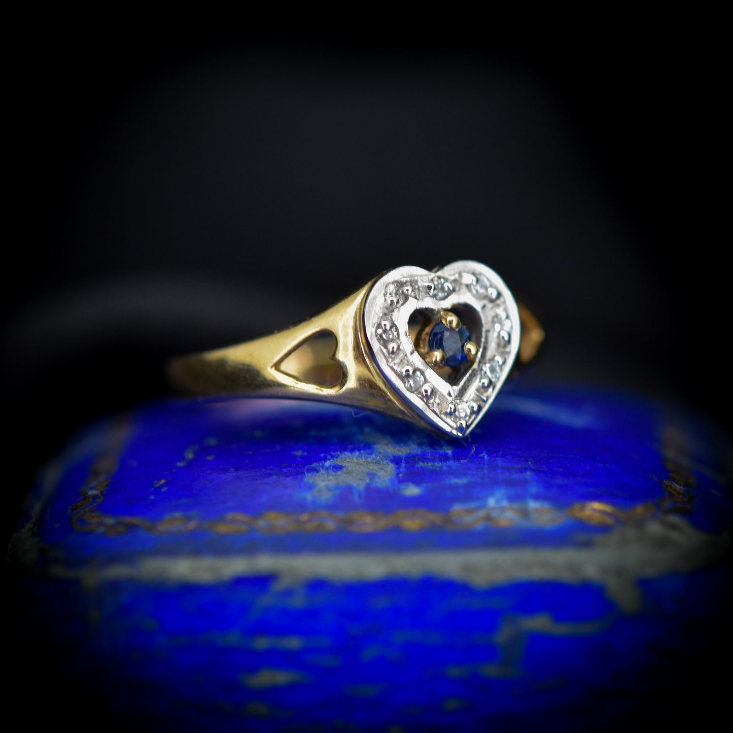 Vintage Blue Sapphire and Diamond Love Heart 9ct 9K Gold Halo Ring - Dated 1994