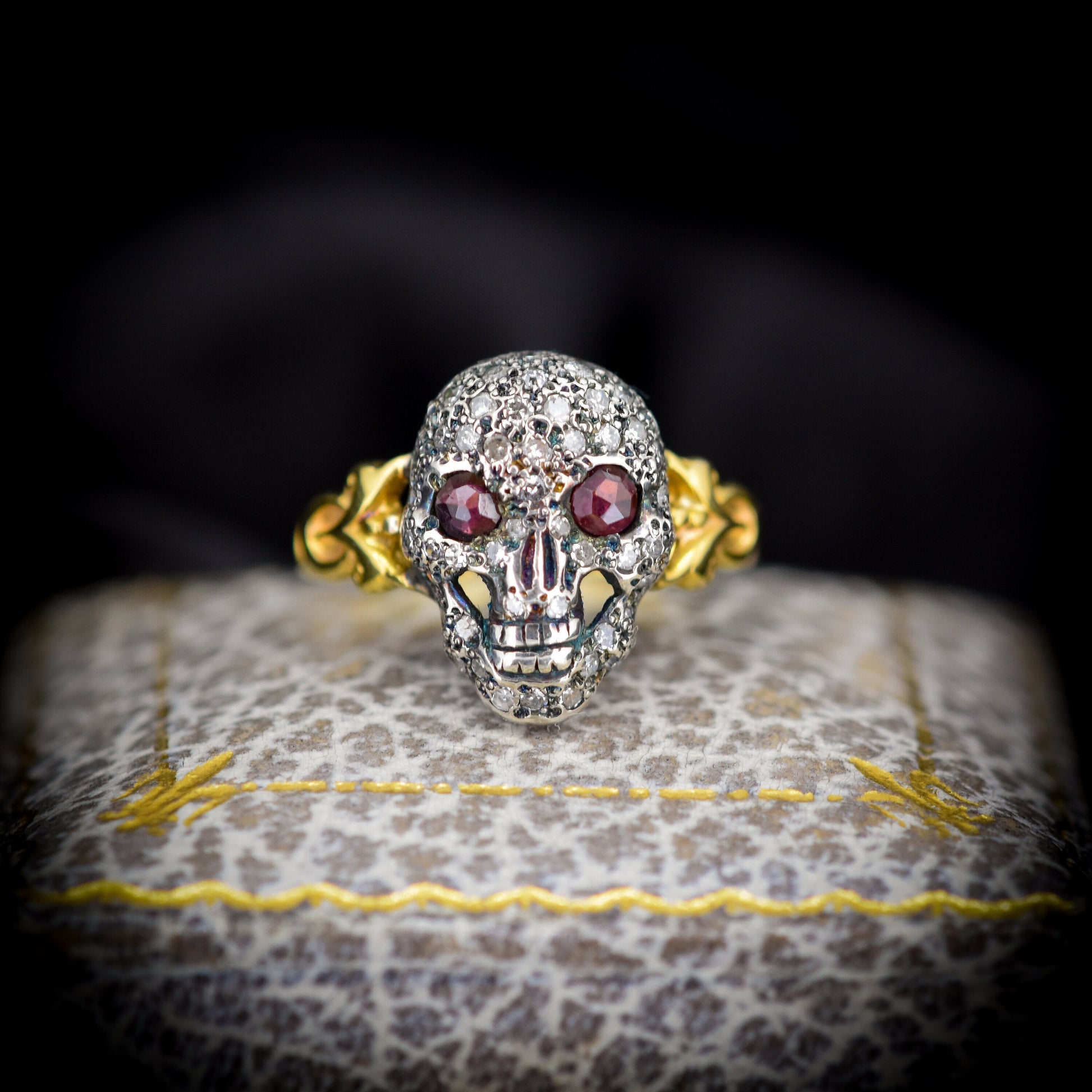 Diamond and Garnet Skull 18ct Yellow Gold and Silver Ring | Antique Style