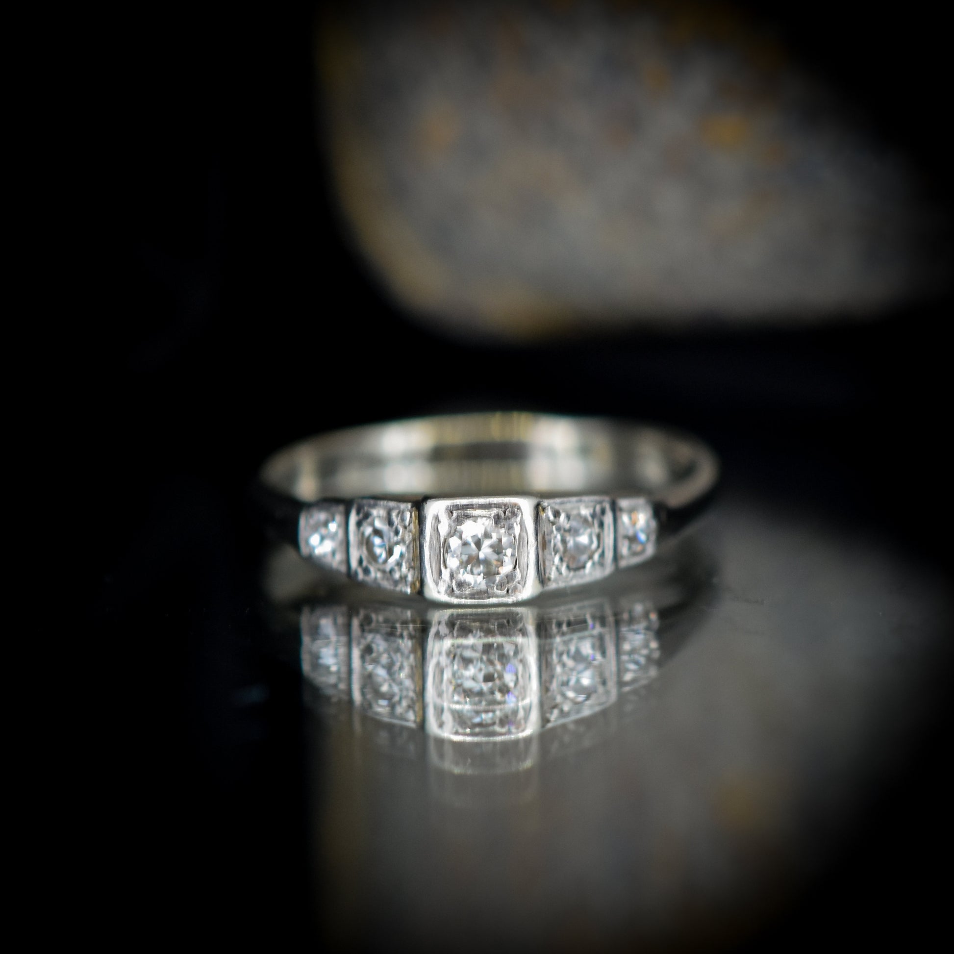 Art Deco Diamond Five Stone 18ct White Gold Ring Band | Antique