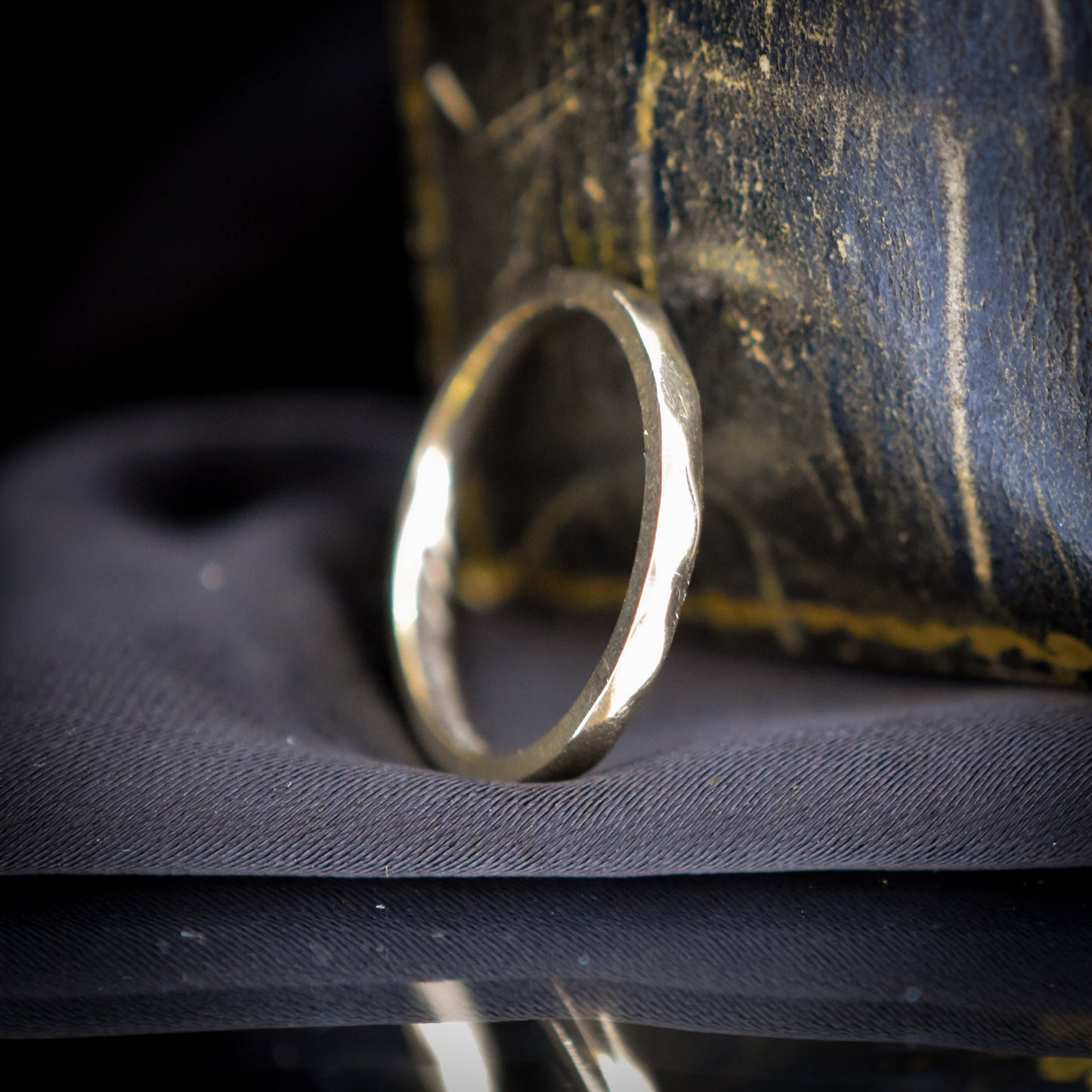 Vintage Faceted Gold Stacking Wedding Band Ring | Dated 1951